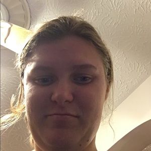 Meet your Posher, Ella